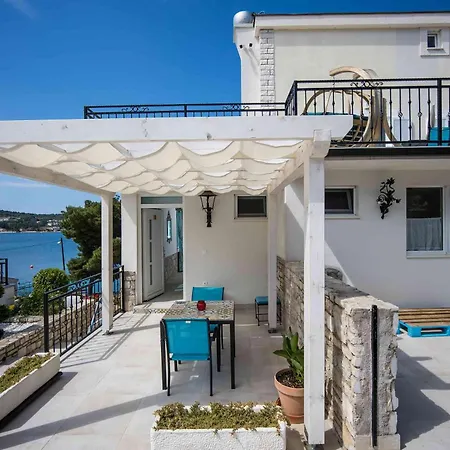 Boutique Sveti Petar, On The Beach, Heated Pool & Boat Berth - Adult Only 3* Nečujam