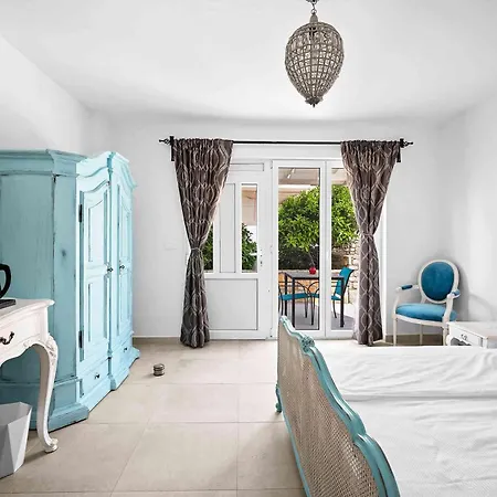 Couette-café Boutique Sveti Petar, On The Beach, Heated Pool & Boat Berth - Adult Only 3*