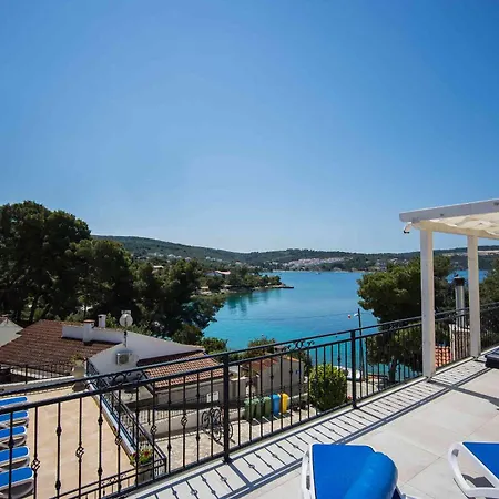 Boutique Sveti Petar, On The Beach, Heated Pool & Boat Berth - Adult Only 3* Nečujam