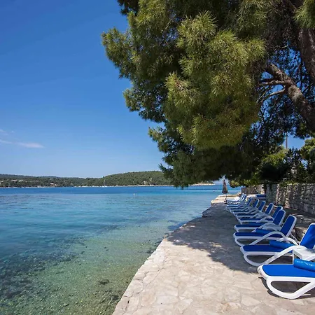 Boutique Sveti Petar, On The Beach, Heated Pool & Boat Berth - Adult Only Nečujam