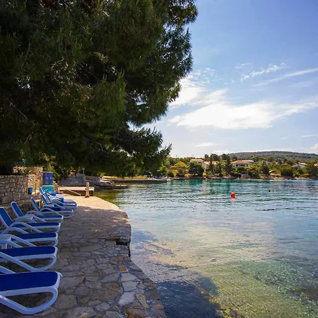Boutique Sveti Petar, On The Beach, Heated Pool & Boat Berth - Adult Only 3* Nečujam