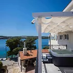 Boutique Sveti Petar, On The Beach, Heated Pool & Boat Berth - Adult Only 4*