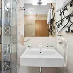 Alojamento de Acomodação e Pequeno-almoço Boutique Sveti Petar, On The Beach, Heated Pool & Boat Berth - Adult Only 4*