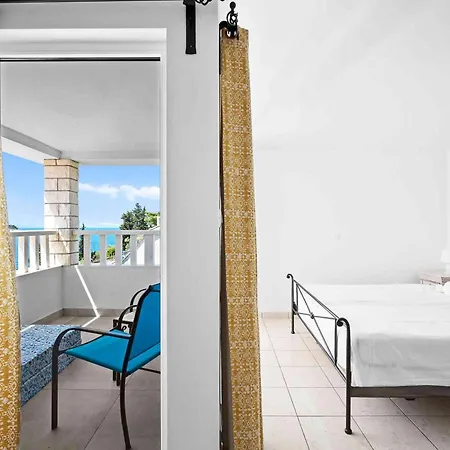 Bed & Breakfast Boutique Sveti Petar, On The Beach, Heated Pool & Boat Berth - Adult Only Nečujam