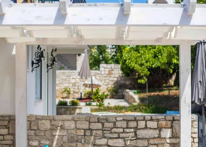 Boutique Sveti Petar, On The Beach, Heated Pool & Boat Berth - Adult Only