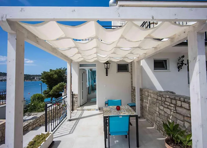 Boutique Sveti Petar, On The Beach, Heated Pool & Boat Berth - Adult Only Bed & Breakfast 4*