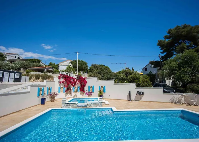 Bed & Breakfast Boutique Sveti Petar, On The Beach, Heated Pool & Boat Berth - Adult Only Necujam