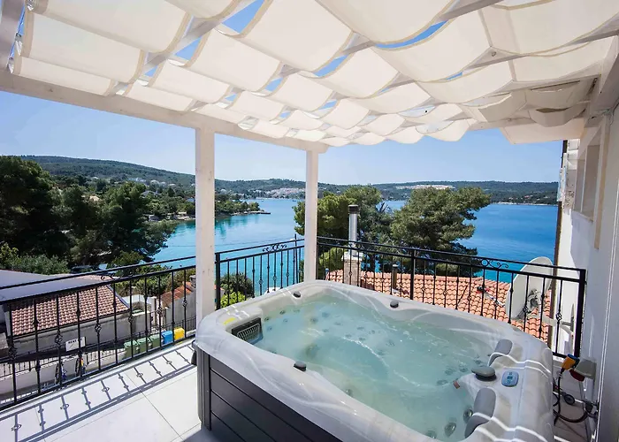 Bed & Breakfast Boutique Sveti Petar, On The Beach, Heated Pool & Boat Berth - Adult Only