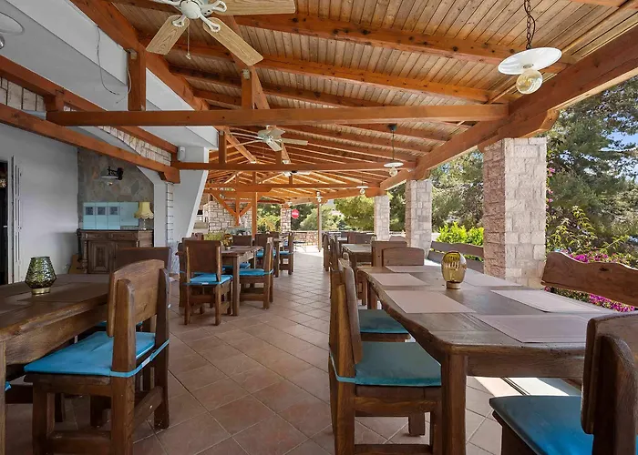 Bed & Breakfast Boutique Sveti Petar, On The Beach, Heated Pool & Boat Berth - Adult Only Necujam