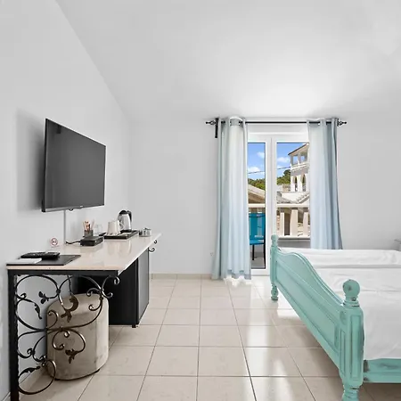 Bed and breakfast Boutique Sveti Petar, On The Beach, Heated Pool & Boat Berth - Adult Only 3*