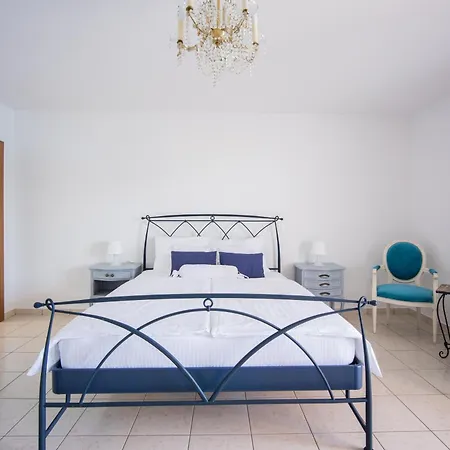 Bed and breakfast Boutique Sveti Petar, On The Beach, Heated Pool & Boat Berth - Adult Only