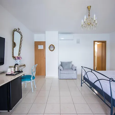 Boutique Sveti Petar, On The Beach, Heated Pool & Boat Berth - Adult Only Bed and breakfast