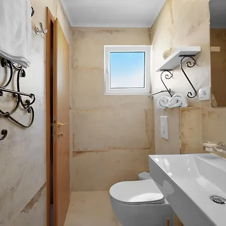 Bed and breakfast Boutique Sveti Petar, On The Beach, Heated Pool & Boat Berth - Adult Only Nečujam
